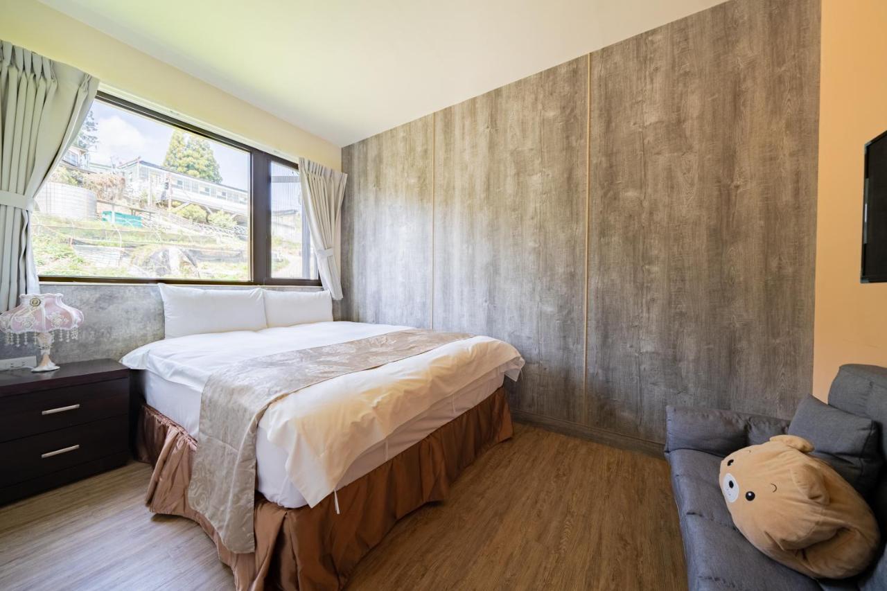 Hua Mu Xing Jing B&B Renai Extérieur photo